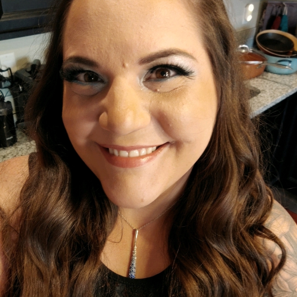 Meet your Posher, Kylee